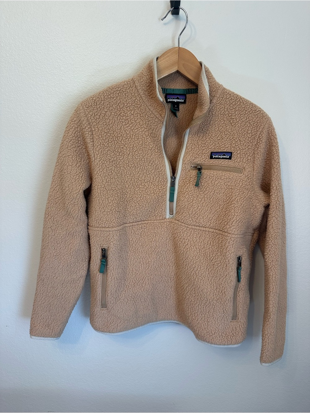 Patagonia Retro Pile Marsupial Tan Fleece Pullover Jacket